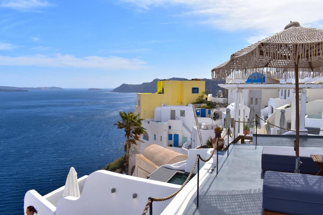 Oinos Luxury Suites Caldera Oia  Exterior photo