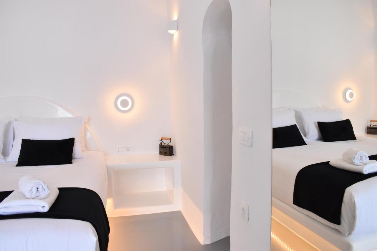 Oinos Luxury Suites Caldera Oia  Exterior photo
